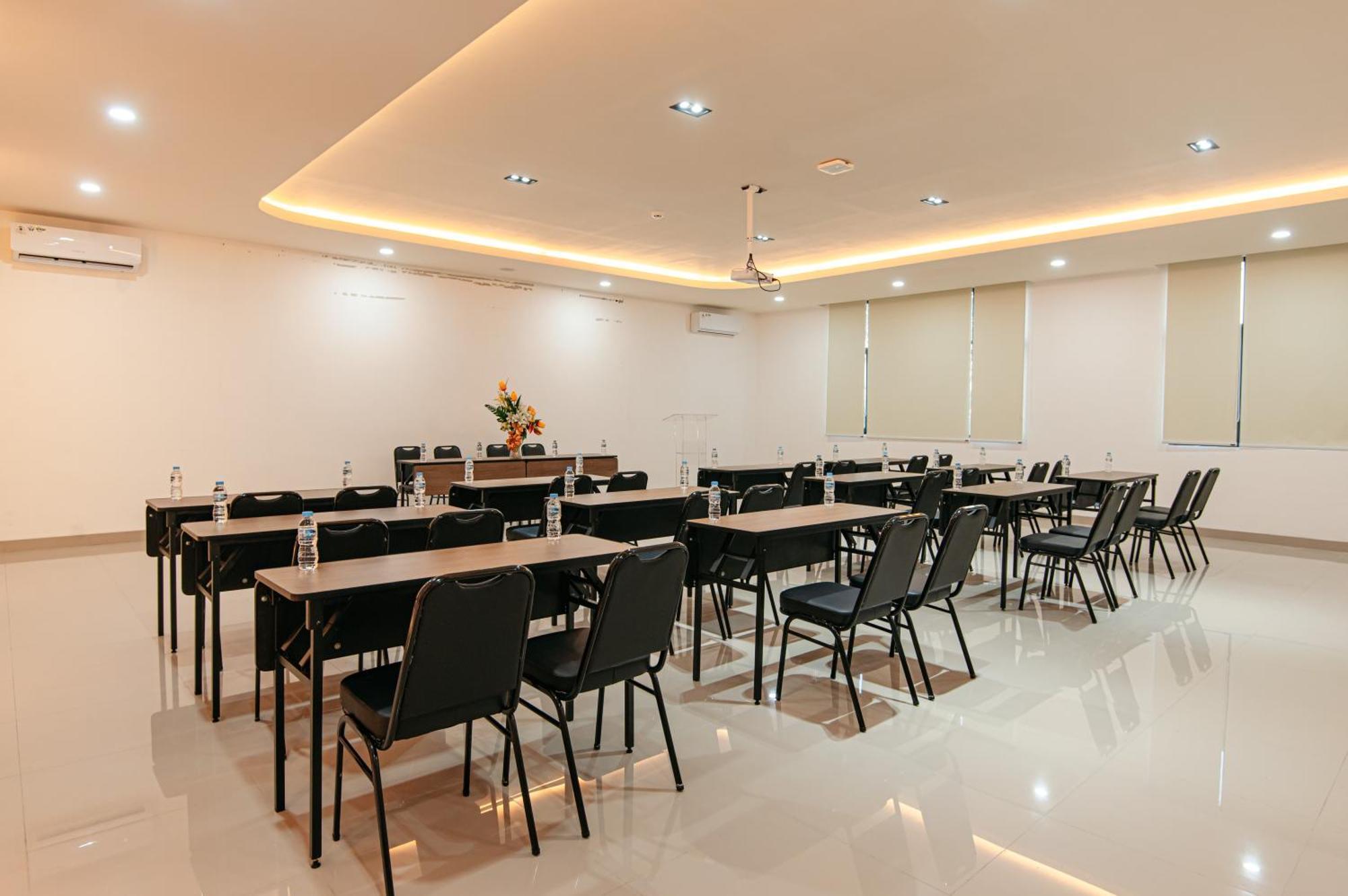 True Blue Hotel Menteng Jakarta Kültér fotó