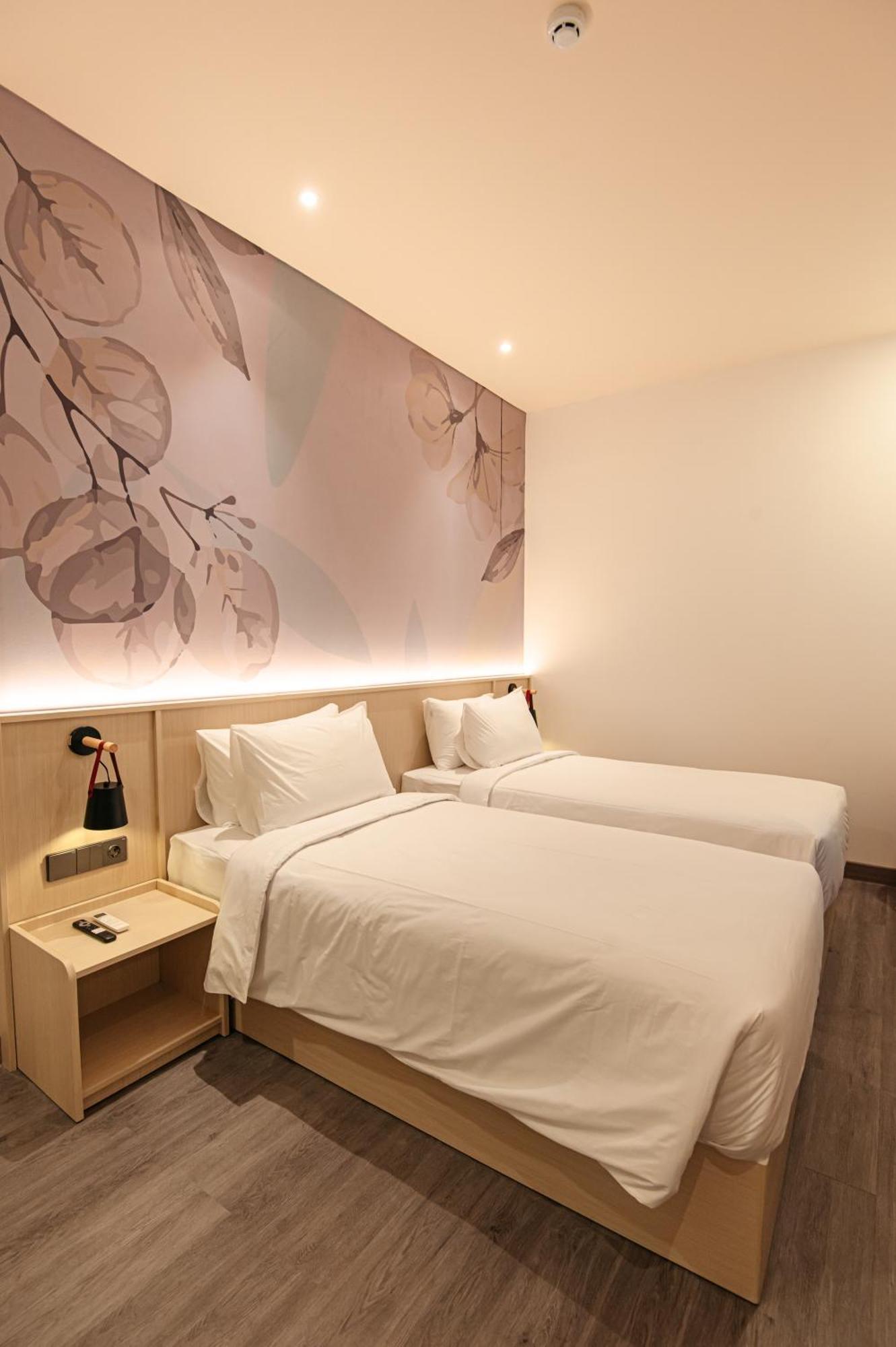 True Blue Hotel Menteng Jakarta Kültér fotó